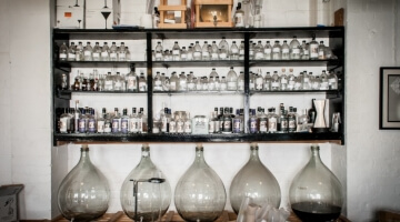 885-sipsmiths-alastair-wiper-27_360x200_acf_cropped